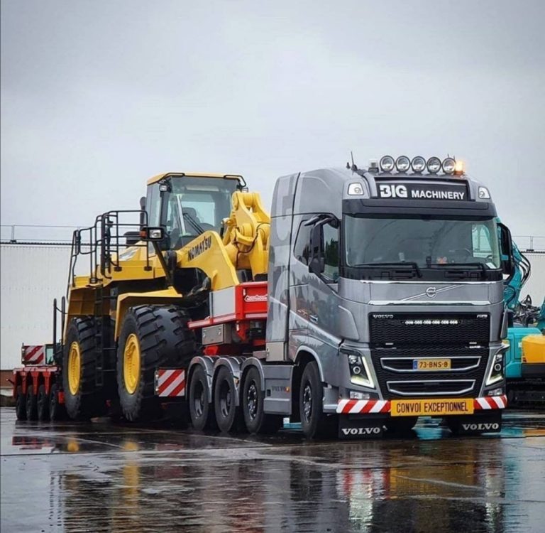 whatsapp image 2025 09 16 at 5.03.29 pm